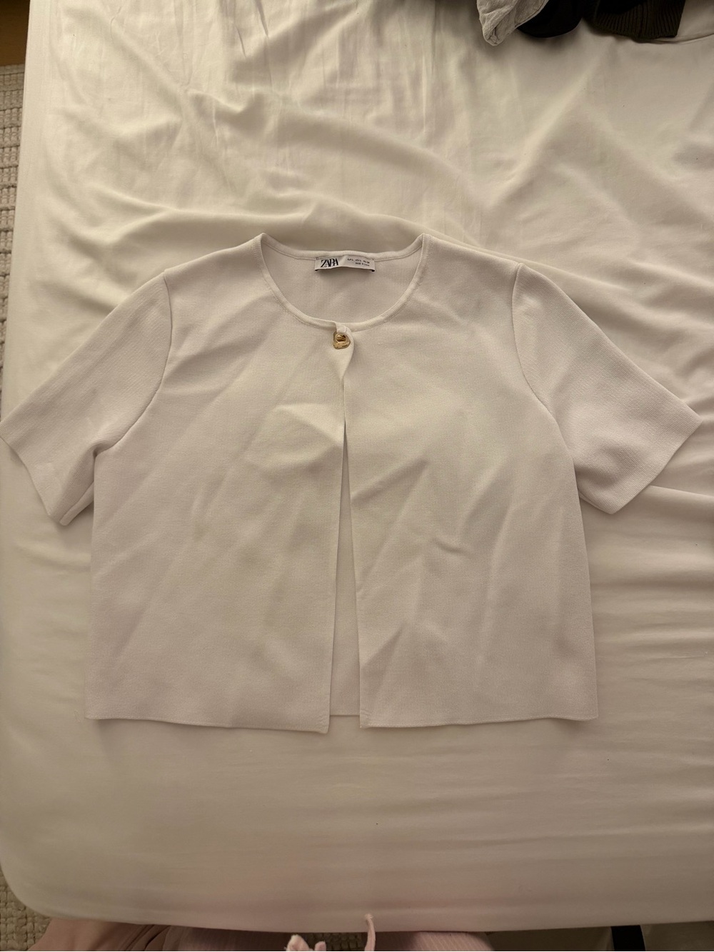 Zara White Short-Sleeve Open-Front Cardigan with Button